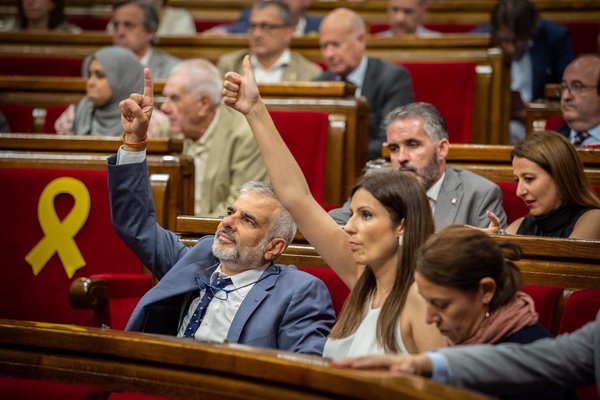 El último pleno del curso en el Parlament catalán incluirá un monográfico sobre 