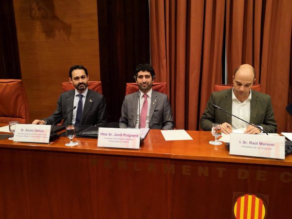 Cs pide que el conseller Puigneró comparezca en el Parlamento catalán por su propuesta de los festivos nacionales