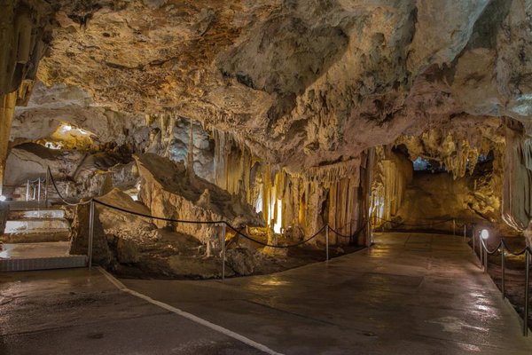 El gerente de Cueva de Nerja apuesta por impulsar la declaración de la cavidad como Patrimonio de la Humanidad