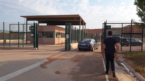 Torra visita a los presos soberanistas en la cárcel de Lledoners (Barcelona) durante cinco horas y media