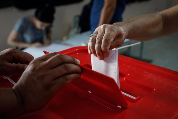 La participación en las elecciones presidenciales de Túnez alcanza el 45 por ciento