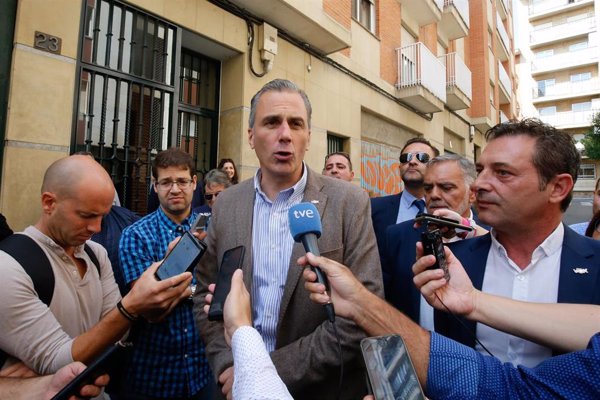 Vox asegura que la oferta de Rivera al PSOE es una 