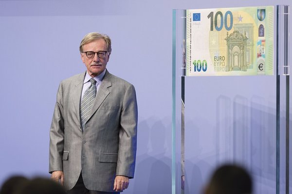 La Eurocámara respalda a Yves Mersch como nuevo vicepresidente de la supervisión bancaria