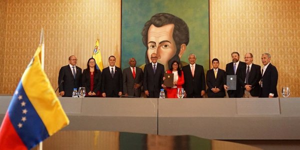 Los opositores firmantes del acuerdo con Maduro se defienden: 