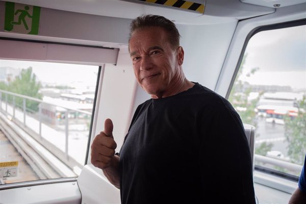 Schwarzenegger visita el Metro de Barcelona: 