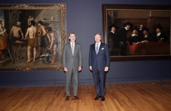 Felipe VI y Guillermo de los Países Bajos inauguran la muestra 
