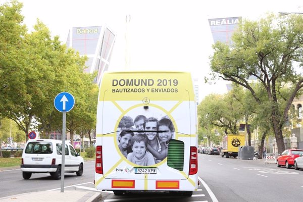 Un autobús de Obras Misionales Pontificias recorrerá España para sensibilizar sobre los misioneros