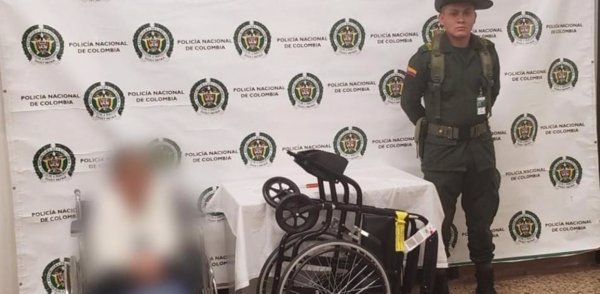 Detenida una mujer de 81 años que intentaba viajar a España con 3 kilos de cocaína en su silla de ruedas