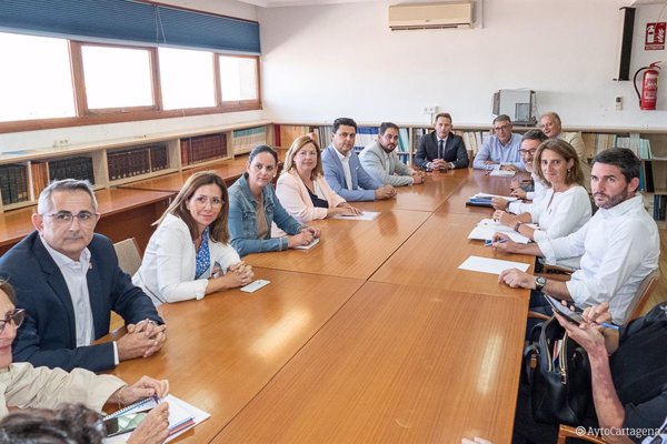 La alcaldesa de Cartagena (Murcia) pide a la ministra Ribera crear un Comisionado para el Mar Menor