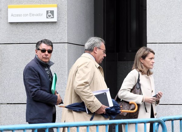 Ignacio González dice al juez que Aguirre no dio órdenes para contratar con empresas de Púnica para financiar al PP