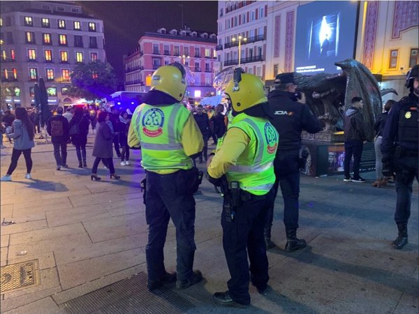 26 heridos en la manifestación en Madrid contra la sentencia, 11 policías y 15 civiles
