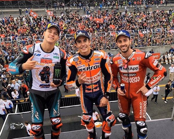 Márquez vuelve a ganar y da el título de Constructores a Honda