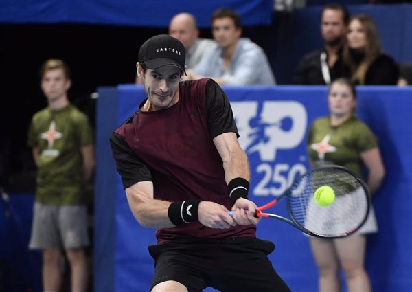 Djokovic y el 'renacido' Murray se apuntan a las Finales de la Copa Davis y Zverev no irá con Alemania