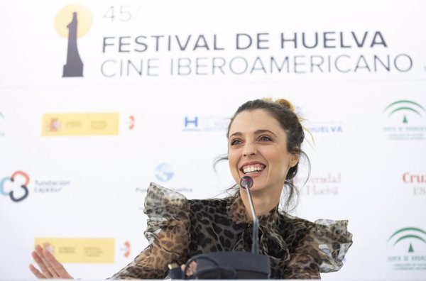 Leticia Dolera, premio Luz en el Festival de Cine de Huelva, pide proyectos 