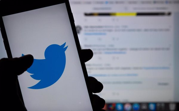 Twitter acusa a los 'tories' de engañar al público al presentar su cuenta de prensa como 