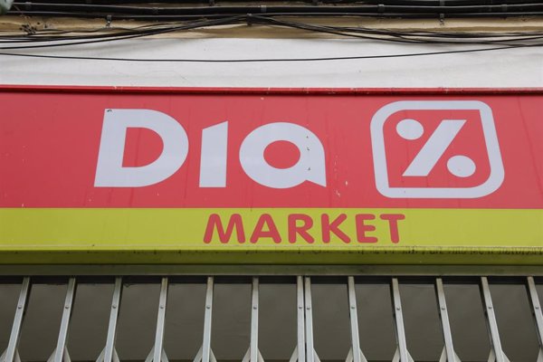 Dia cambia su denominación social a Dia Retail España en su proceso de recuperar la estabilidad