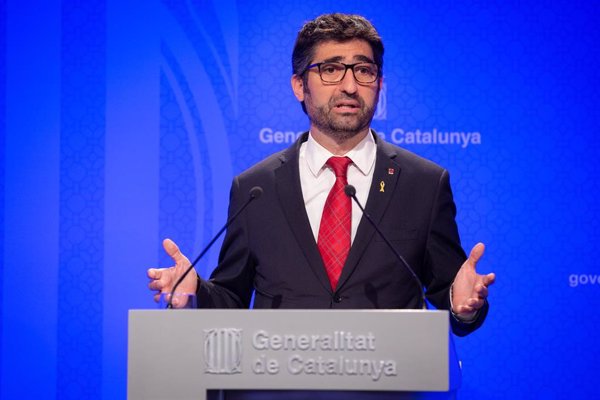 El Govern catalán aparca que los funcionarios puedan trabajar el día de la Constitución