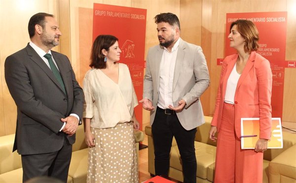 PSOE y ERC acuerdan los equipos negociadores para desbloquear la investidura