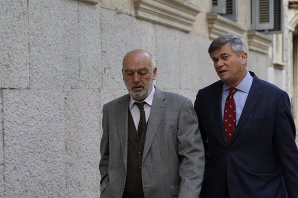 Acuerdan la jubilación anticipada del juez Miguel Florit, acusado por el 'caso Móviles'