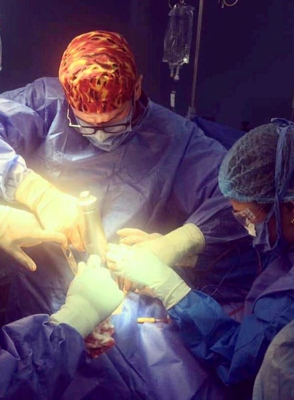 La cirugía para artrosis de cadera de mínima invasión disminuye el tiempo de recuperación del paciente, según experto
