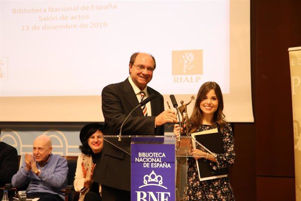 María Elena Higueruelo, Premio Adonáis de poesía 2019
