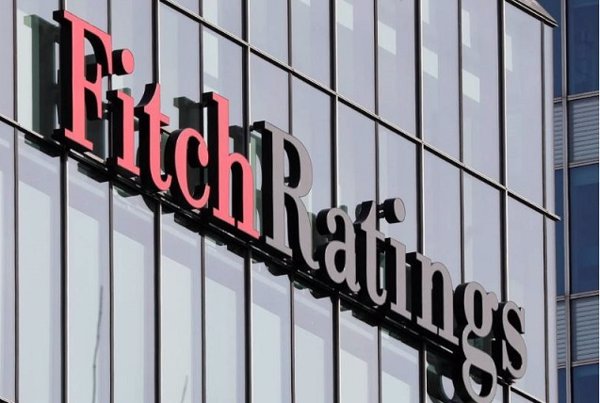 Fitch mantiene el 'rating' de España en 'A-' con perspectiva estable a la espera de la formación de Gobierno