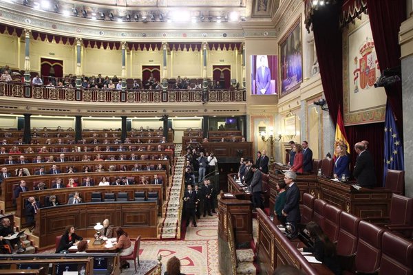 El nuevo Congreso tiene en cartera dos reformas constitucionales, cinco estatutos y la renovación del CGPJ, TC y RTVE
