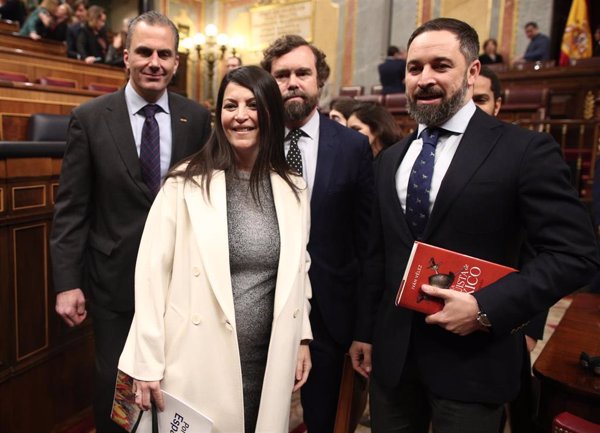 Abascal ve a Pedro Sánchez como 