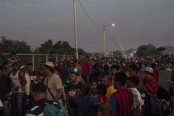 La Embajada de EEUU en Honduras avisa a la caravana de migrantes de que serán 