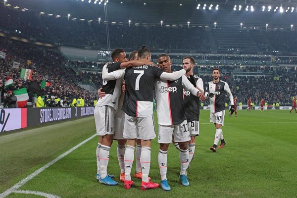 Cristiano marca el paso de la Juventus hacia semifinales de Copa