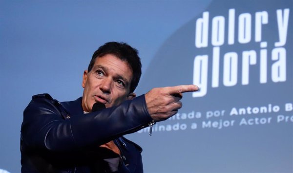 Almodóvar, Banderas y Belén Cuesta, los favoritos de los Premios Goya según las apuestas