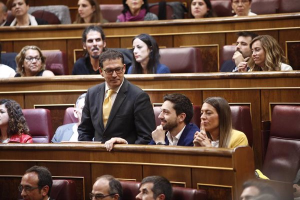 El abogado de Puigdemont declara en el Congreso ingresos profesionales de 800.000 euros, cuatro veces más que en abril