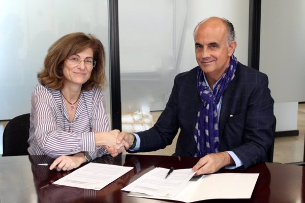 FACME y ENAC firman un convenio para mantener la excelencia en las prestaciones sanitarias en España