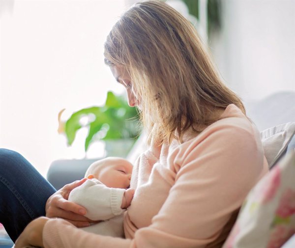 Un componente de la leche materna humana mejora el desarrollo cognitivo en los bebés