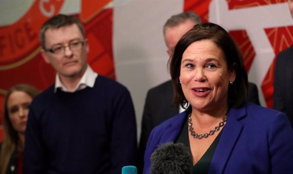 El Sinn Féin descarta un acuerdo con Fine Gael o Fianna Fáil y apuesta por un gobierno de izquierda en minoría