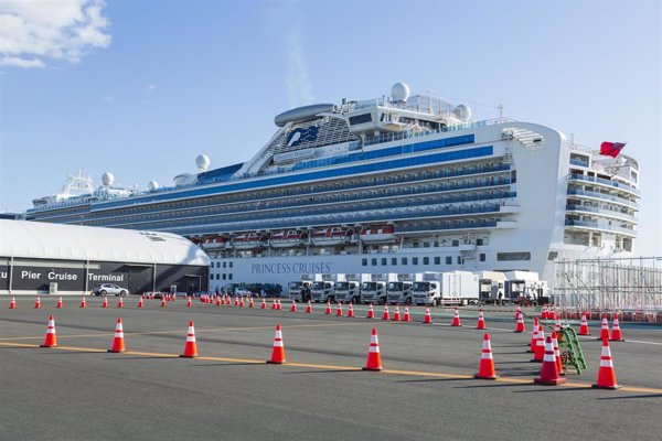 El coronavirus se cobra la cuarta víctima mortal del crucero 'Diamond Princess' en Japón