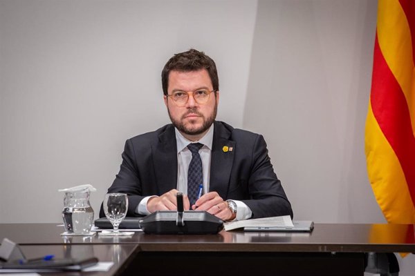 Cataluña pide a Hacienda que el Gobierno emita deuda por valor de 73.000 millones