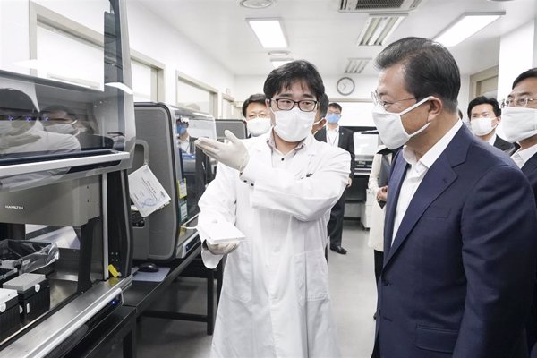 Corea del Sur suma 104 contagios por coronavirus más y confirma 30 casos importados