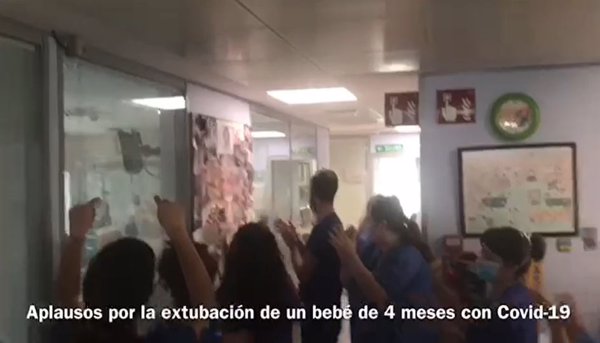 Extuban a un bebé de cuatro meses con coronavirus en el Hospital Materno Infantil de Málaga