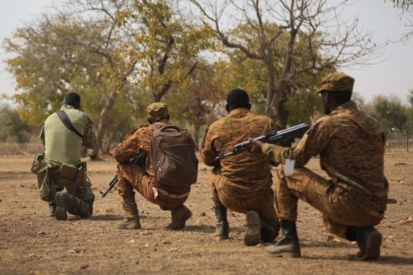 Mueren cuatro miembros de los grupos de 'voluntarios' en un ataque en el norte de Burkina Faso