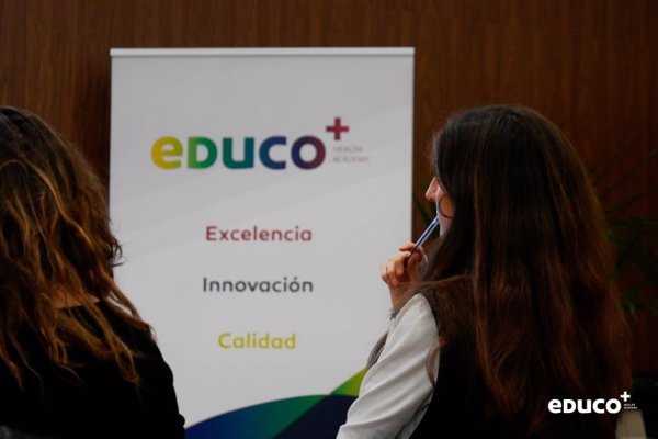 EDUCO+ Health Academy (Cofares) crea un seminario para que estudiantes de Farmacia completen sus prácticas