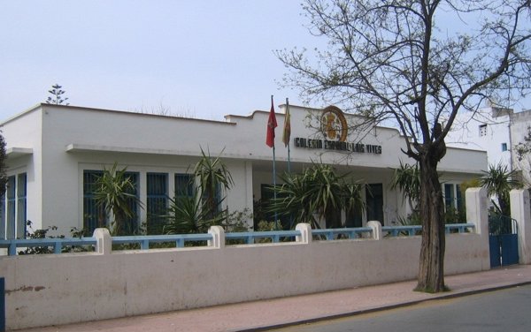 CSIF denuncia el cese de diez docentes en centros españoles en Marruecos por teletrabajar desde España