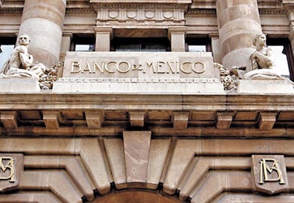 El Banco de México estima que el PIB del país podría caer hasta un 8,8% y se perderían 1,4 millones de empleos