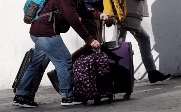 La Eurocámara pide medidas más concretas que devuelvan al turista la confianza para viajar por la UE
