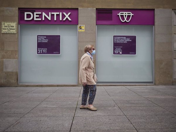 OCU recomienda a los afectados de Dentix reclamar ante la clínica, la financiera y consumo