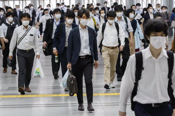 Tokio relajará todavía más las restricciones a partir del lunes a pesar de cierto aumento en contagios
