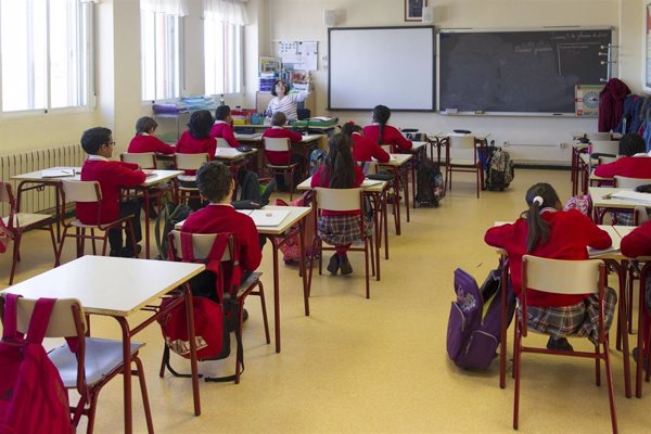FSIE pide a Celaá que aplace su reforma educativa porque 