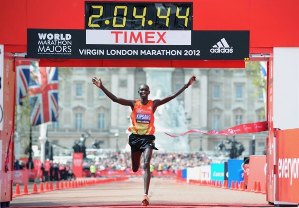 Wilson Kipsang, explusmarquista mundial de maratón, sancionado cuatro años