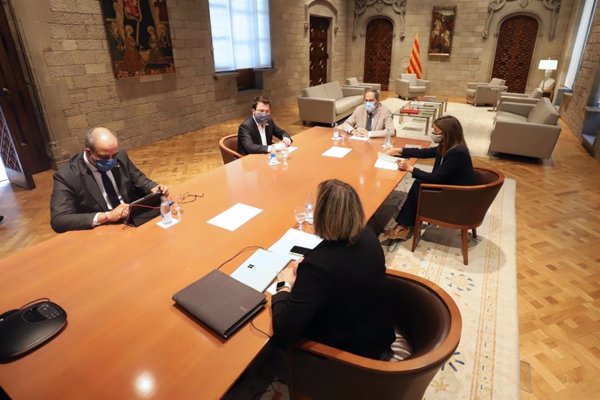 Movilidad solo para trabajadores en el Segrià (Lleida) y geriátricos sin visitas