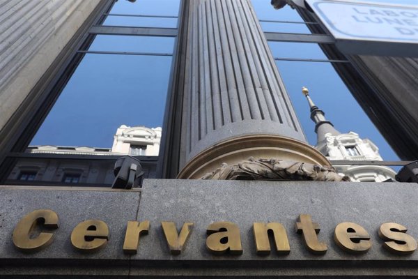 El Cervantes enseña español a distancia a 300 empleados del Banco Central de Brasil